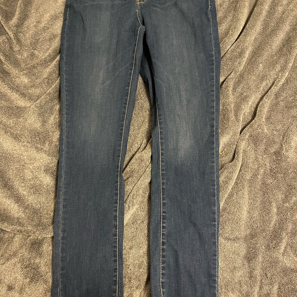 Levi's Women's Straight Leg Jeans in Dark Blue